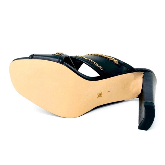 BCBGeneration WABBI BLACK LEATHER CHAIN DETAIL SLIDE-IN MULE HEELS NWOB SZ 5.5 - Picture 4 of 6